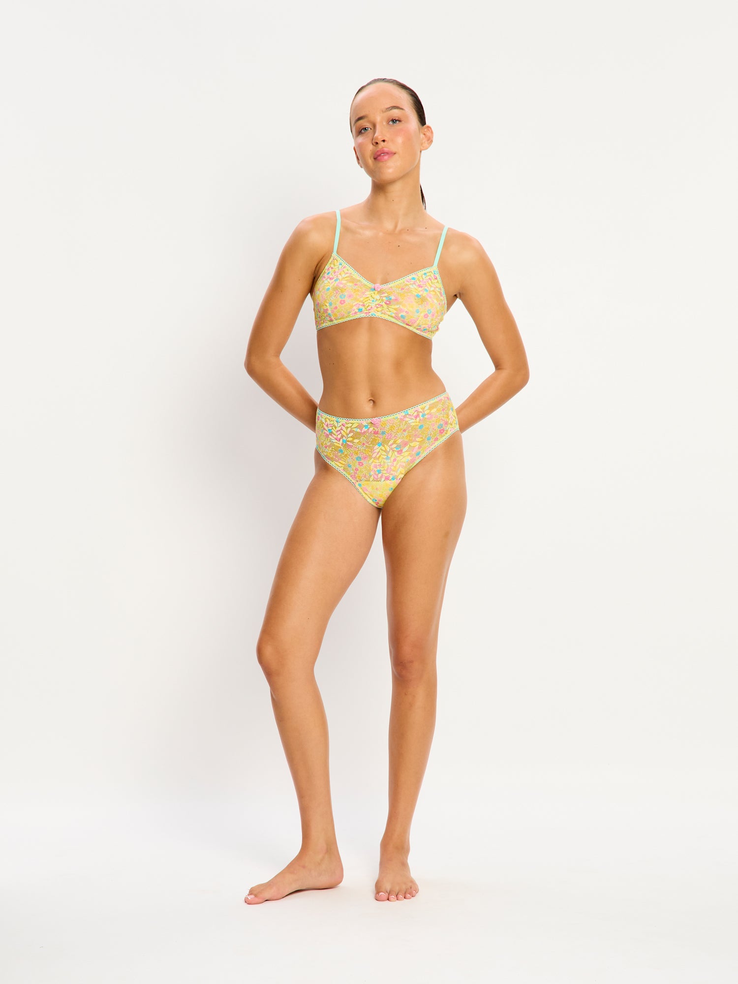 INHRMHBTCW_MB_Buttercup_Hi_Waist_Brief_Moderate_Buttercup_Ali_Size10_29.jpg
